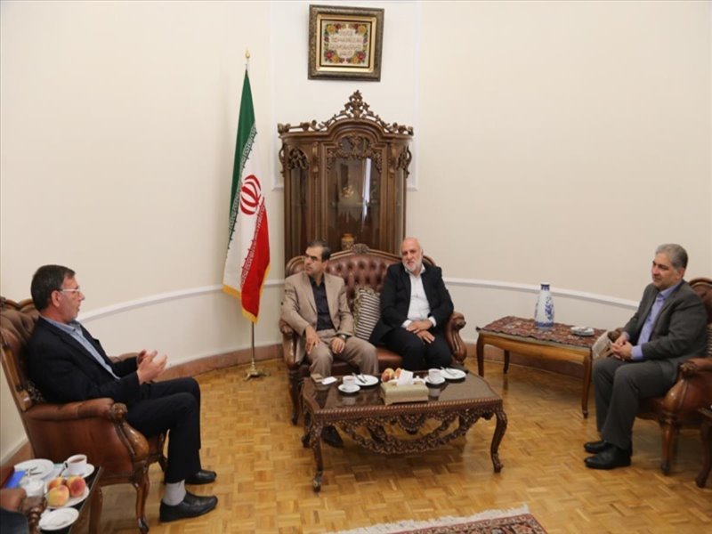 نشست مشترک مدیرعامل ایران با استاندار آ.شرقی