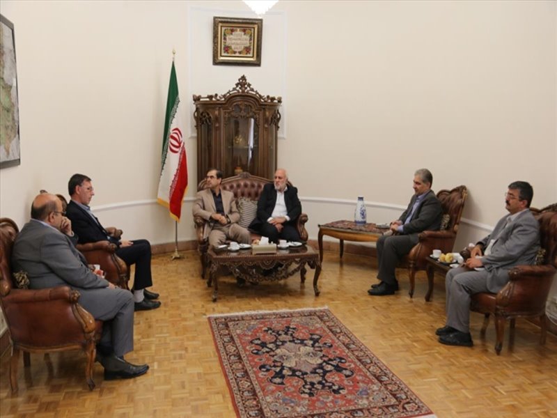 نشست مشترک مدیرعامل ایران با استاندار آ.شرقی