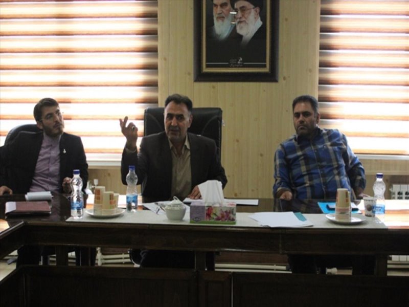 اولین جلسه شورای اداری با حضور سرپرست جدید 